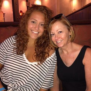 Meet your Posher, Dana